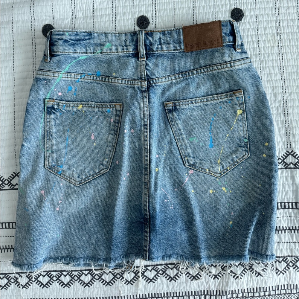 ZARA Blue Denim Skirt with Paint Splatter - Picture 4 of 4